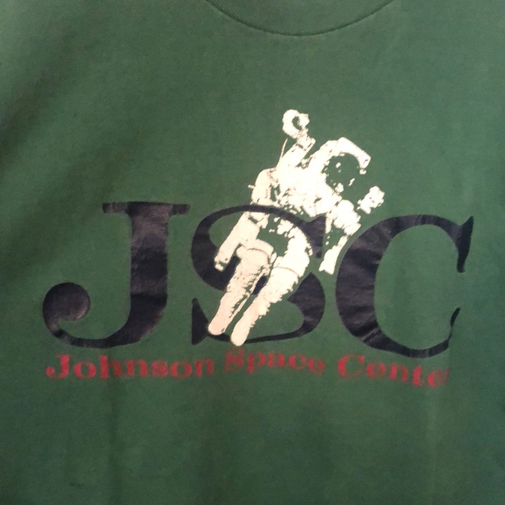 Vtg. NASA Hanes Heavy Weight SS Johnson Space Center Astronaut T Shirt